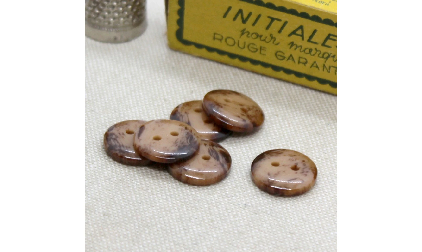 Boutons VINTAGE / 14MM / Brun