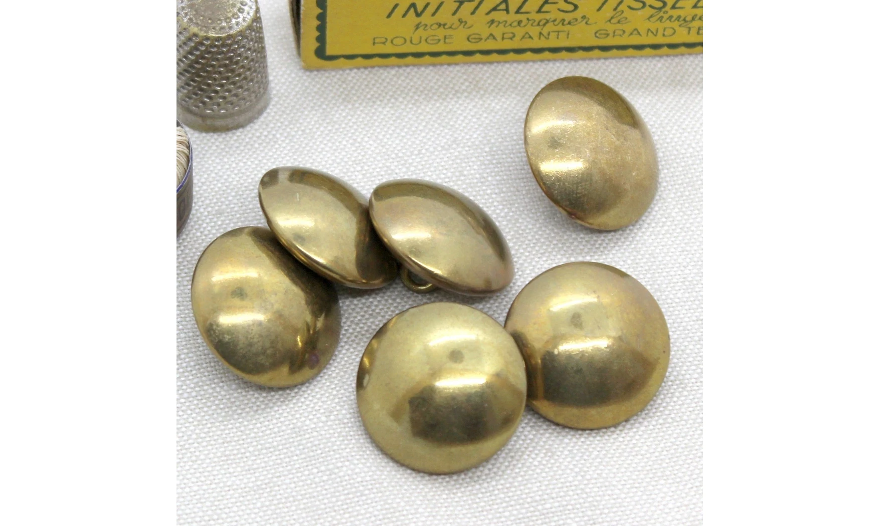 6 boutons / 25MM /Métal doré