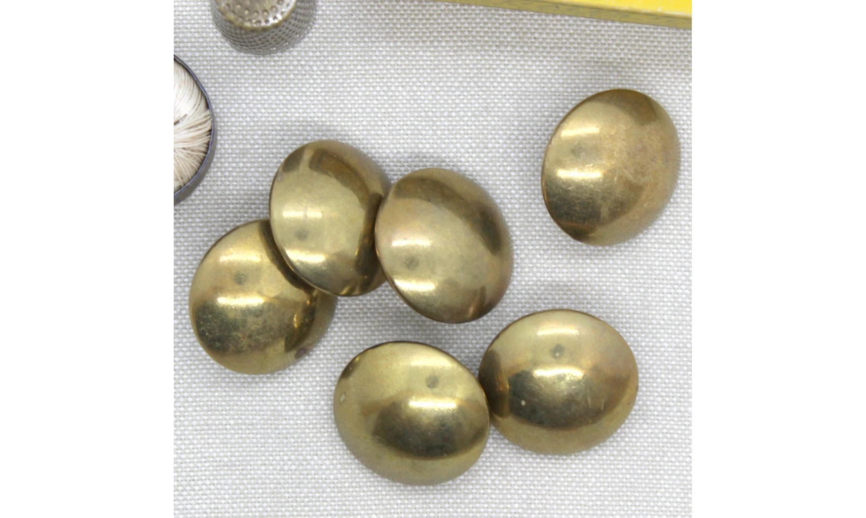 6 boutons / 25MM /Métal doré