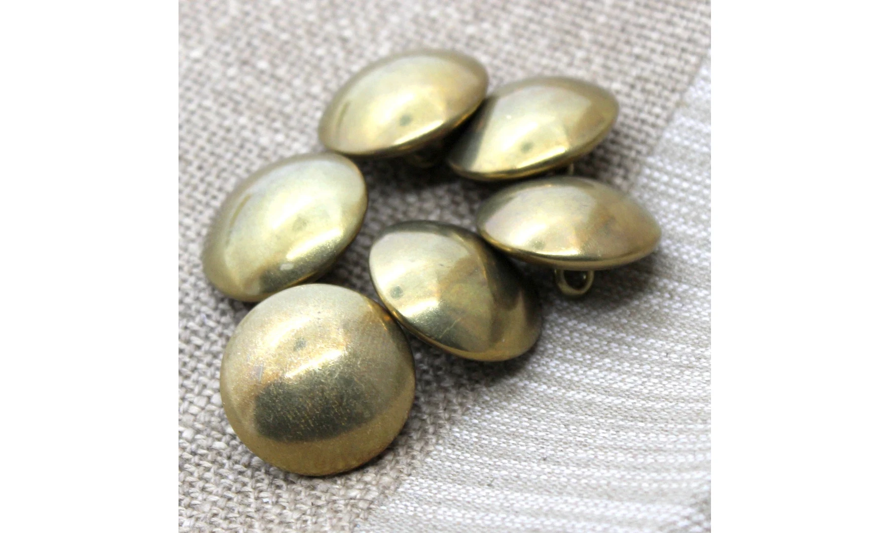 6 boutons / 25MM /Métal doré