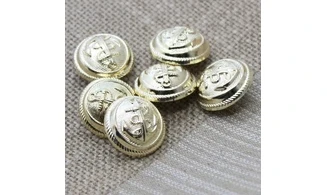 Vintage Button 724B