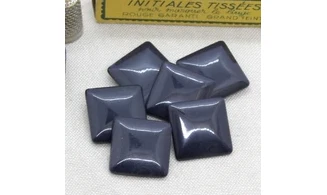 6 boutons / 23MM / Carré noir