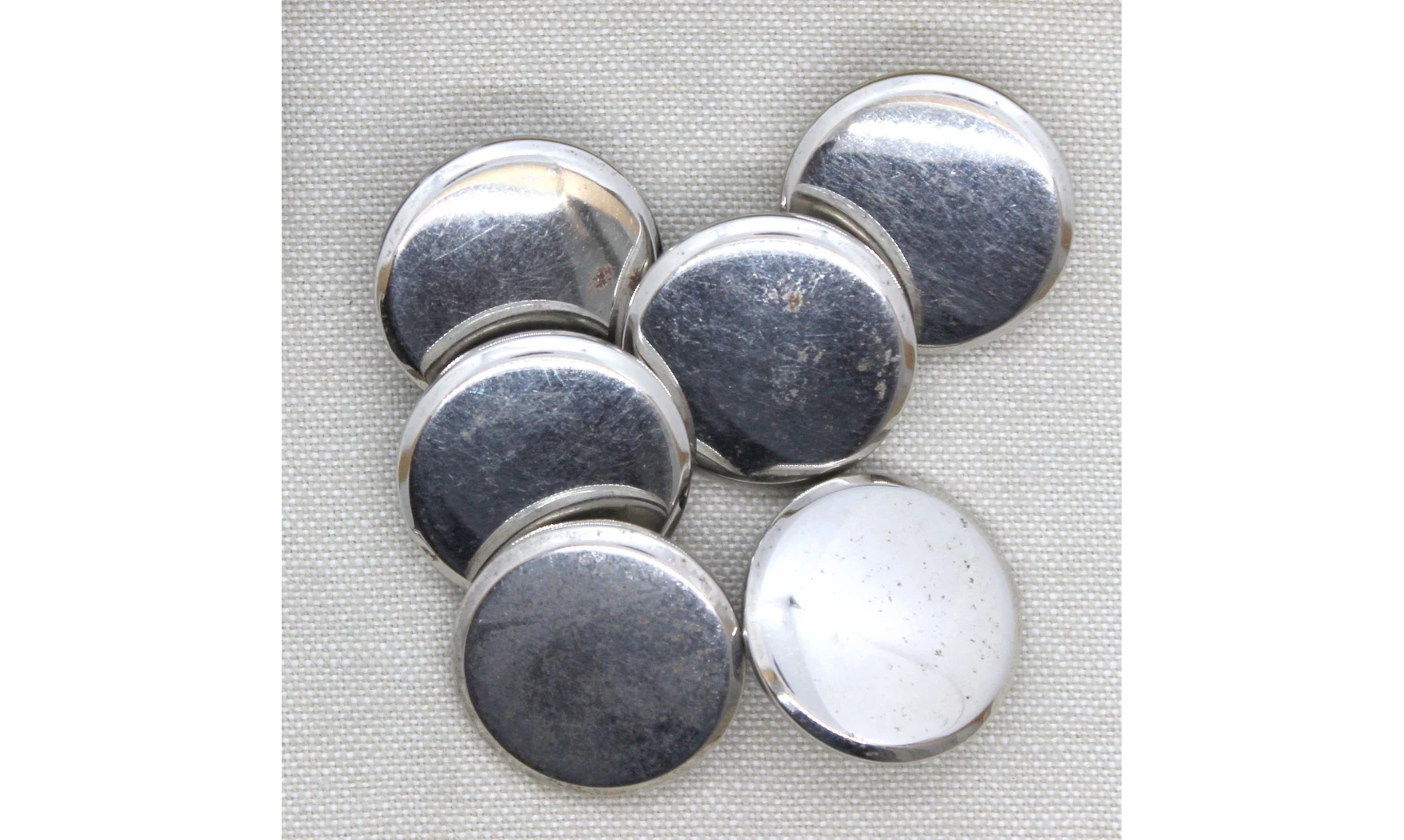 6 boutons / 27MM / Métal argenté