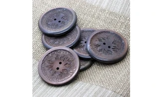 6 boutons / 40MM / Brun