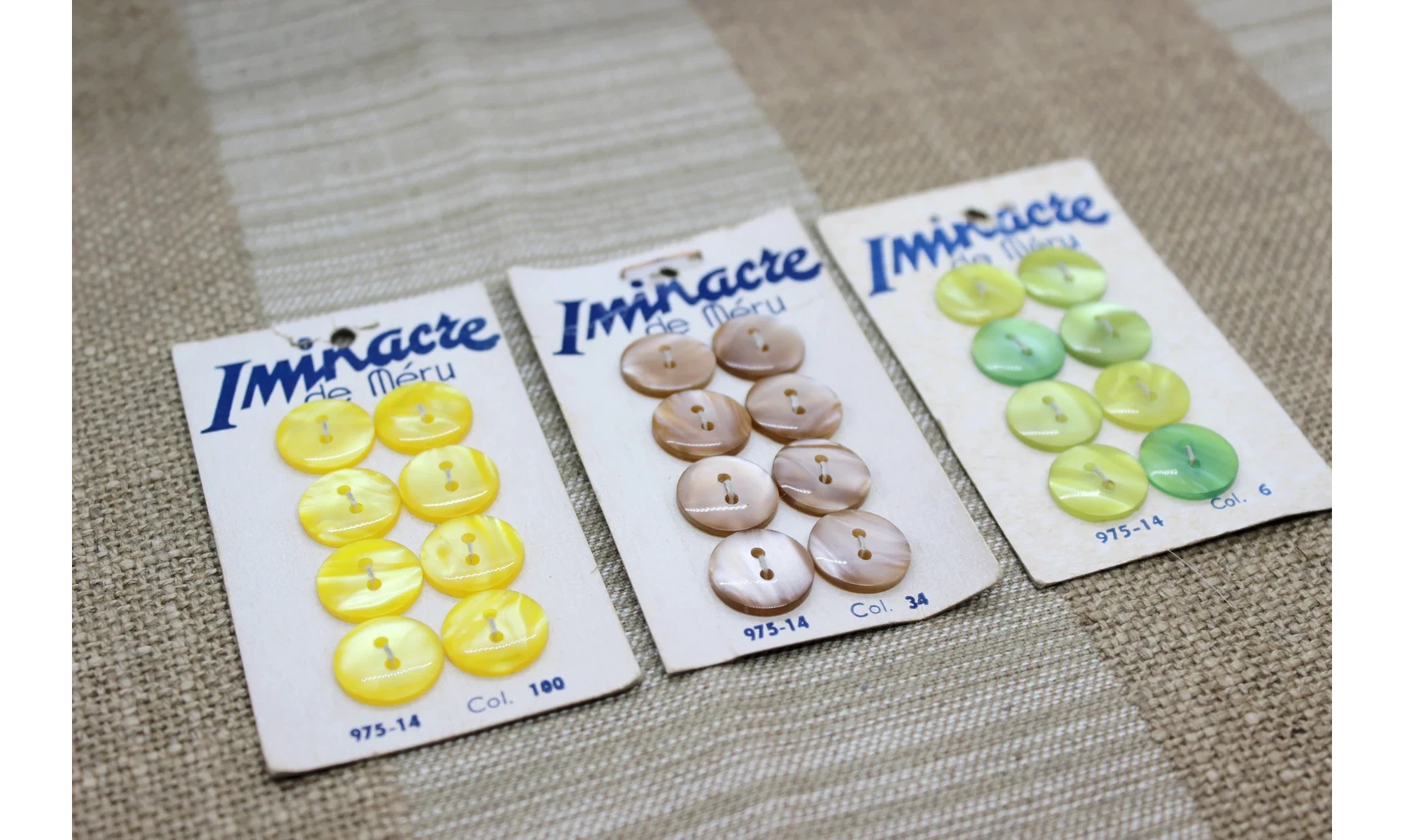 Lot de cartes à boutons - Iminacre N.3