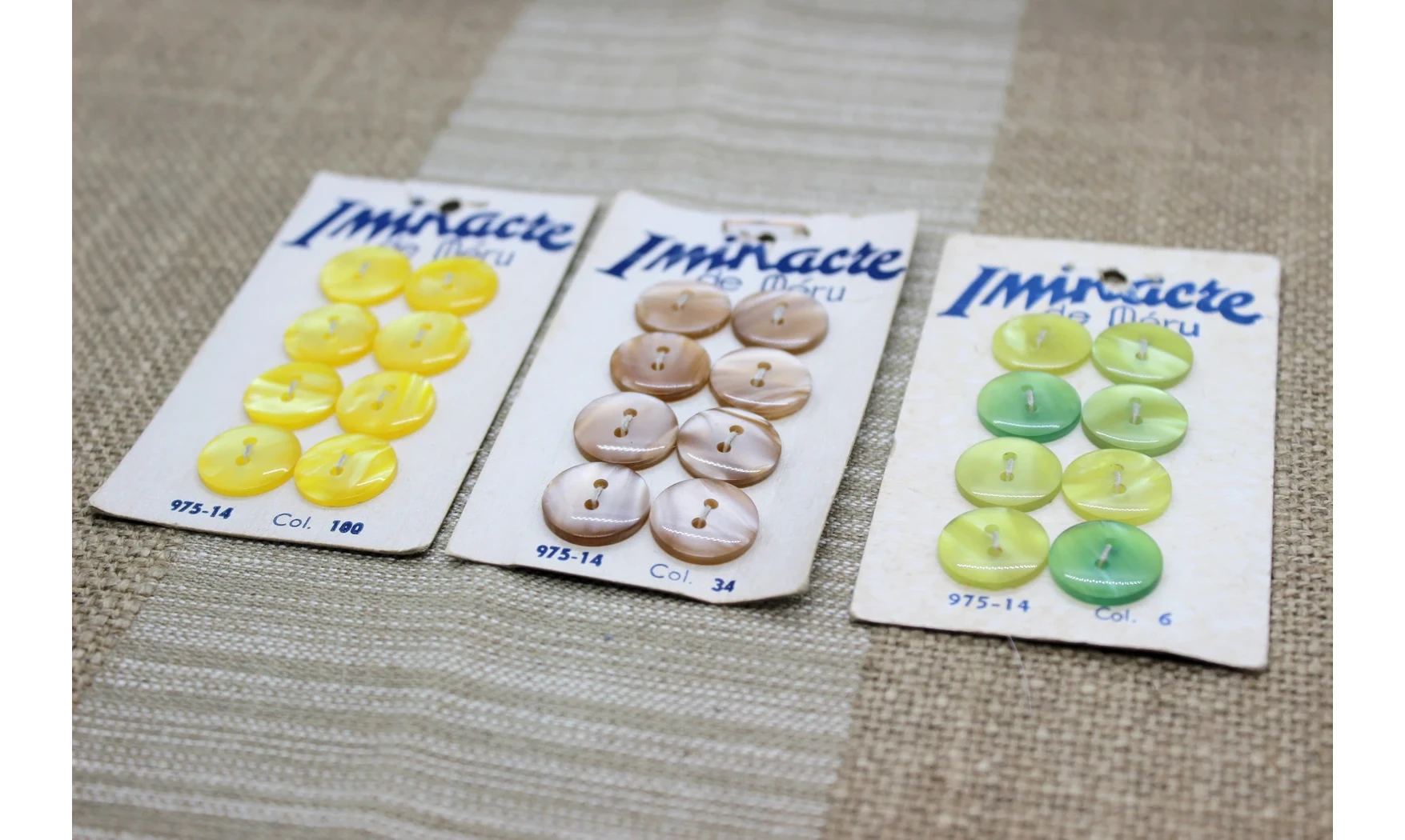 Lot de cartes à boutons - Iminacre N.3