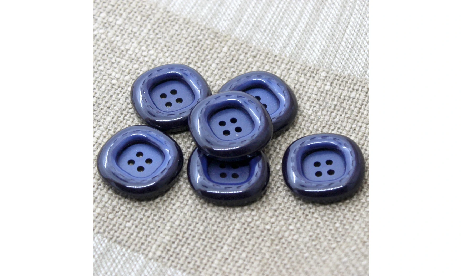 6 boutons / 25MM / Bleu "couture"