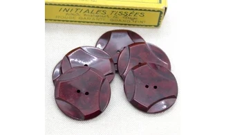 6 boutons / 34MM / Bordeaux
