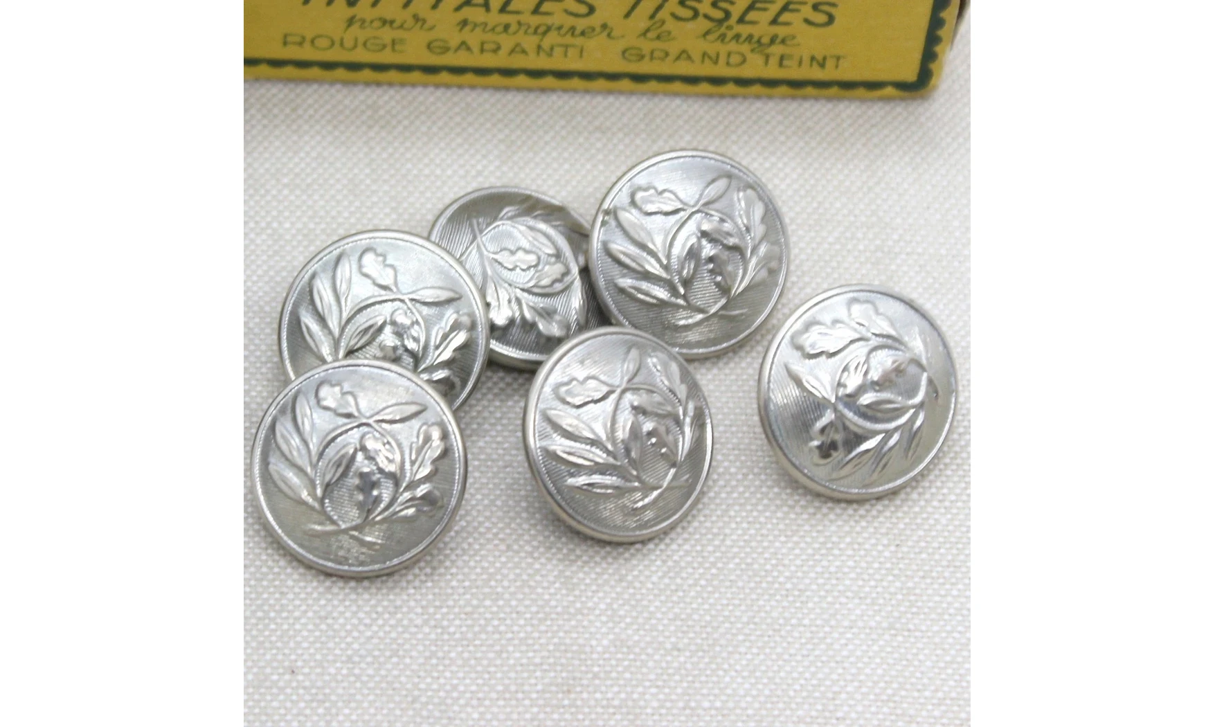 6 boutons / 21MM /Métal Police nationale