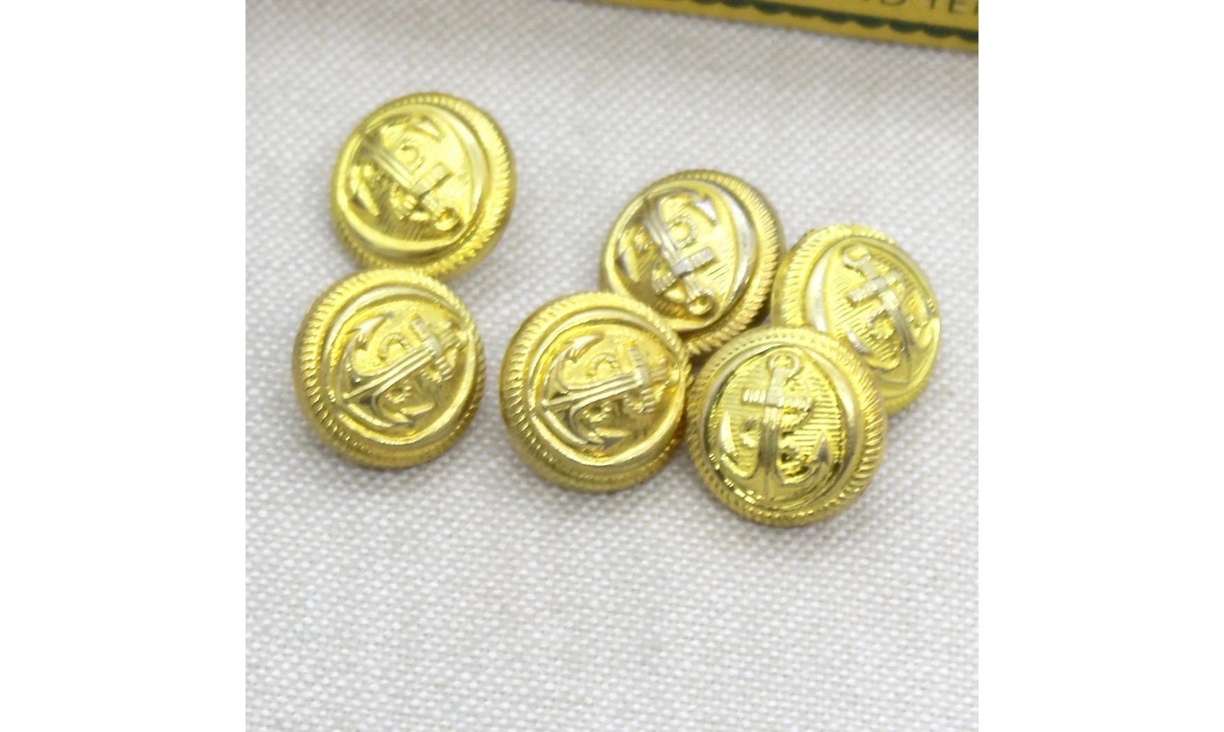 6 boutons / 15MM / Doré "Ancre marine"