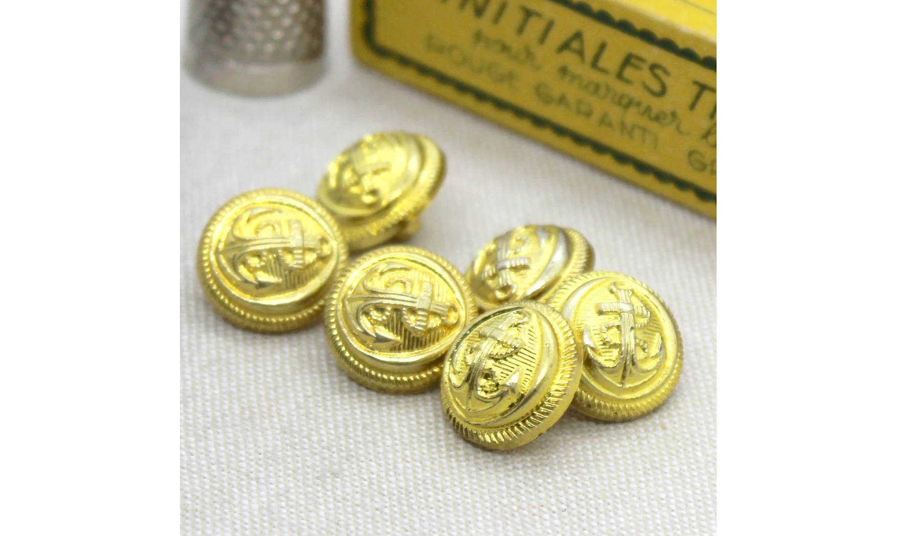 6 boutons / 15MM / Doré "Ancre marine"