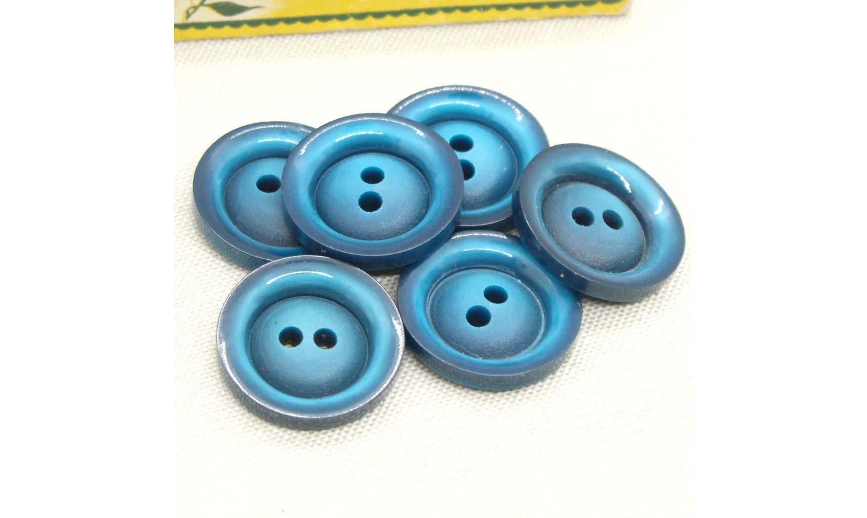 6 boutons / 26MM / Bleu