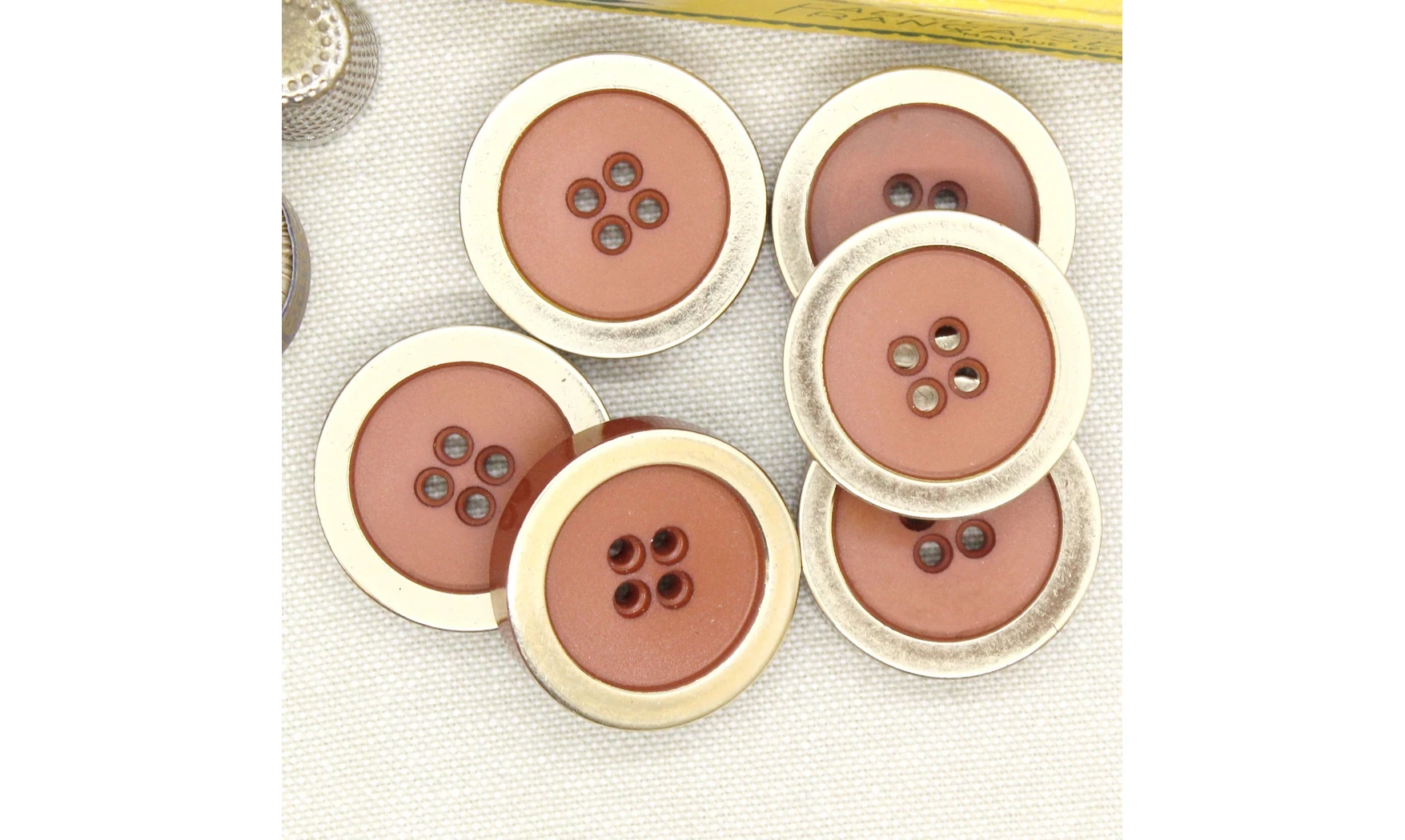6 boutons / 30MM / Terracotta et doré