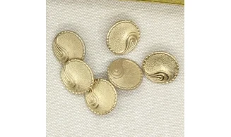 6 boutons / 17MM / Métal doré