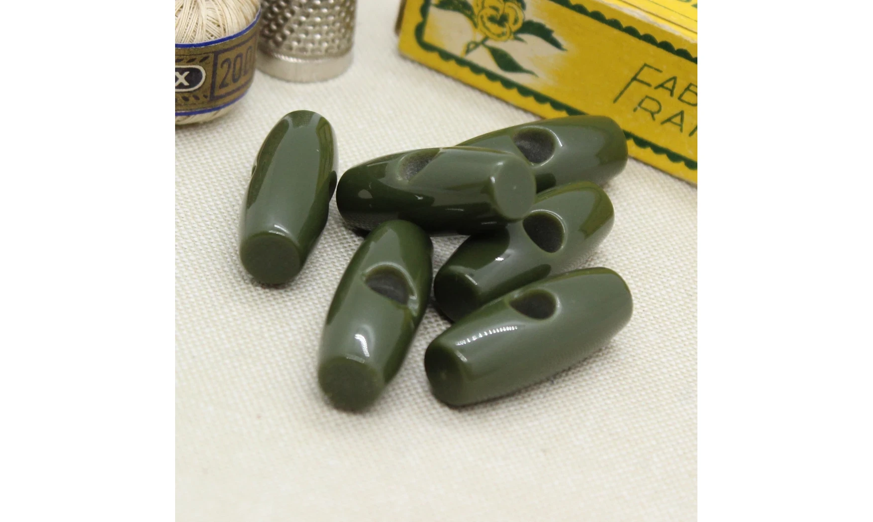 6 boutons / 30MM /Brandebourg Vert Olive