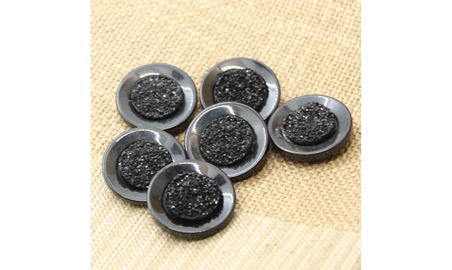 6 boutons / 25MM / Noir "Granité"