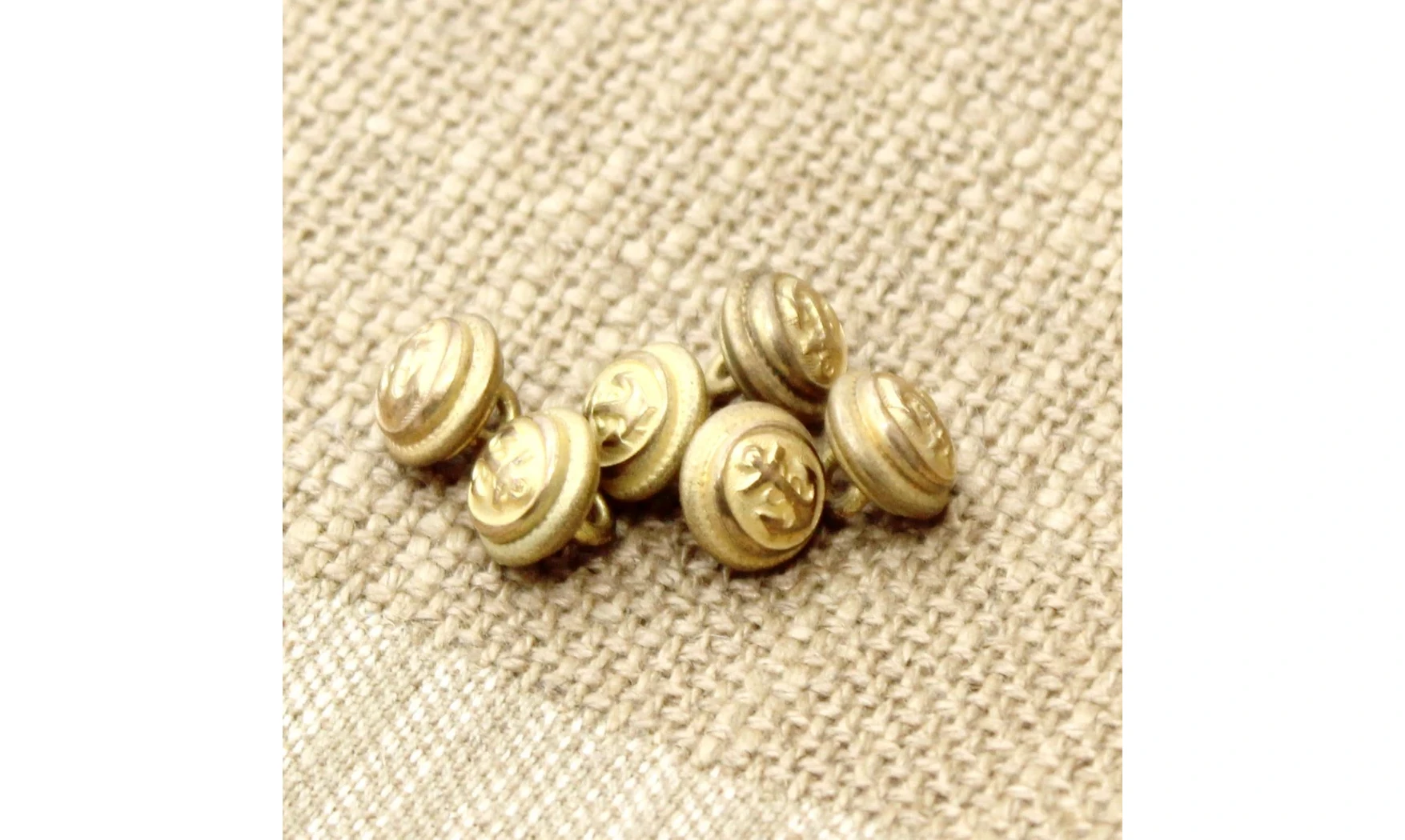 6 boutons / 10MM / Métal doré Ancre