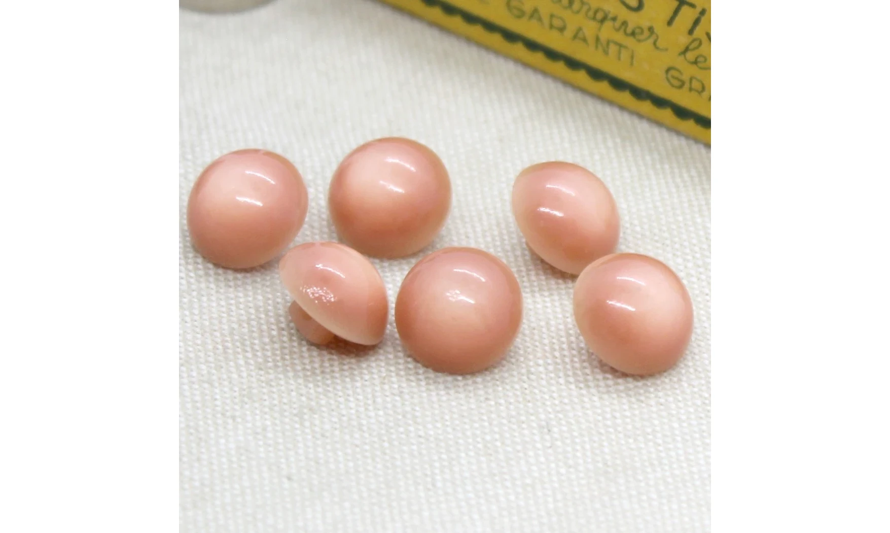 6 boutons / 12MM / Vieux rose Bombé