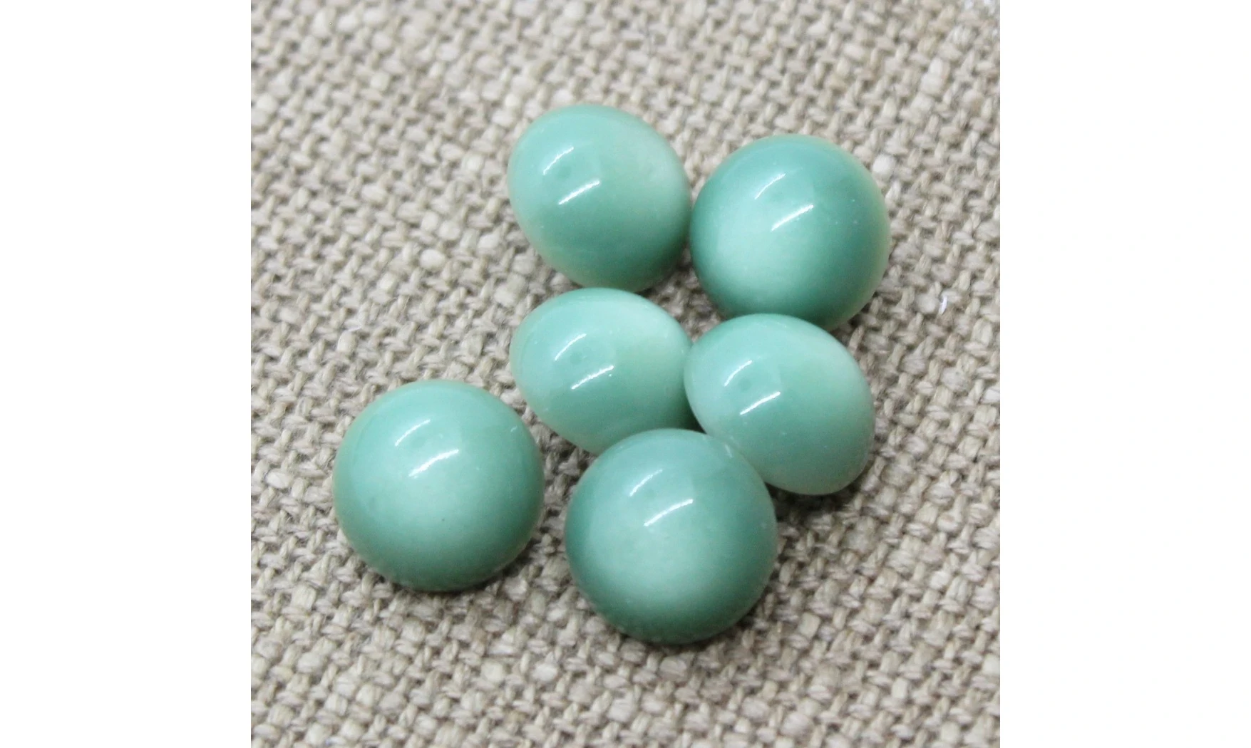 6 boutons / 14MM / Vert Bombé