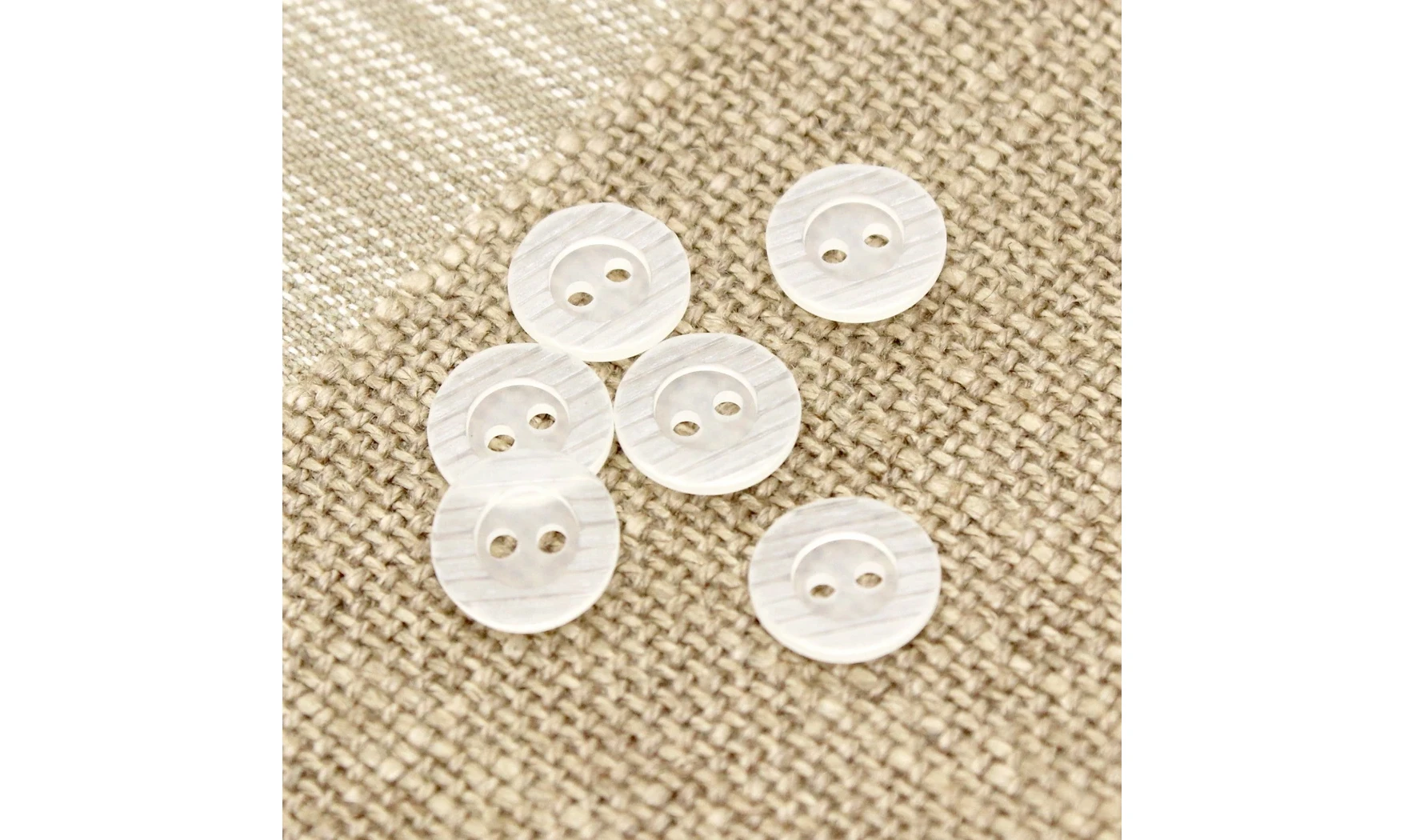 6 boutons / 12,5MM / Translucide