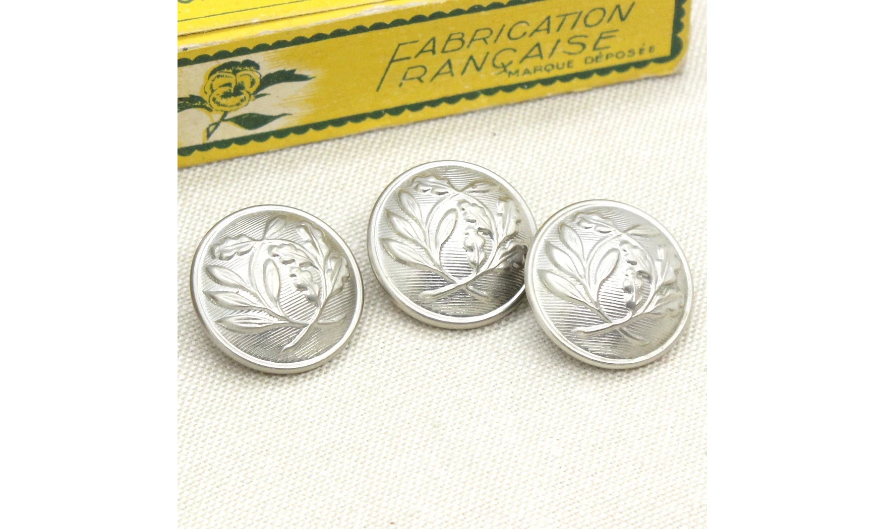 3 boutons / 23MM /Métal Police nationale