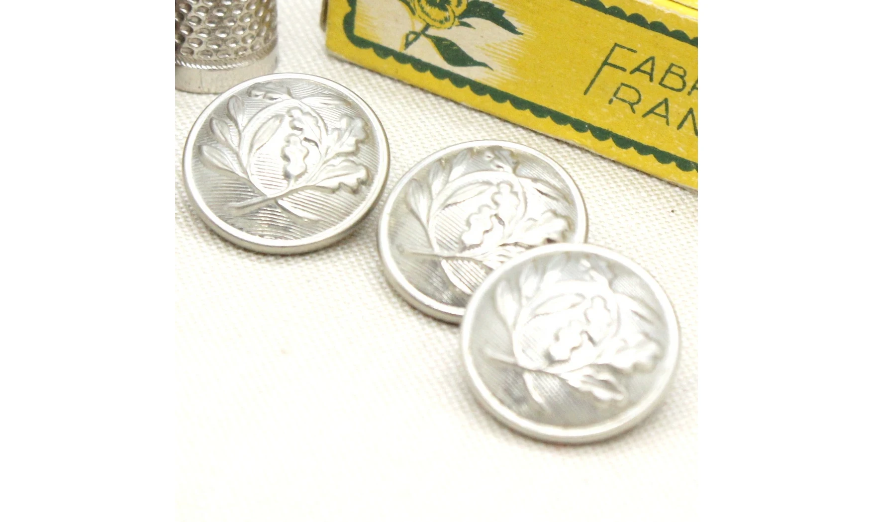 3 boutons / 23MM /Métal Police nationale