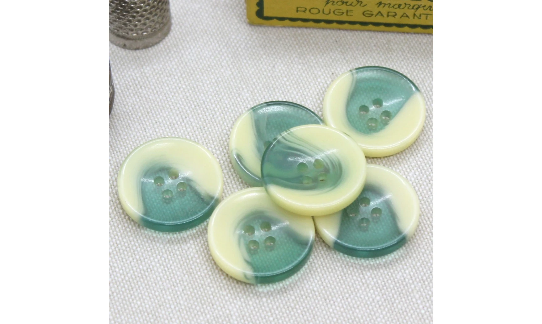 6 Boutons / 22MM / Vert et jaune