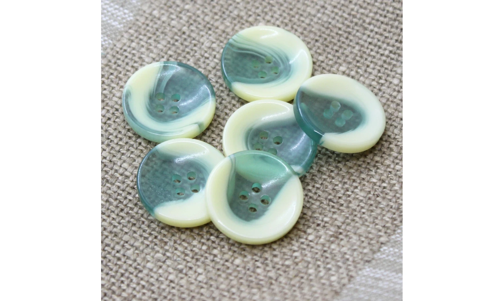 6 Boutons / 22MM / Vert et jaune