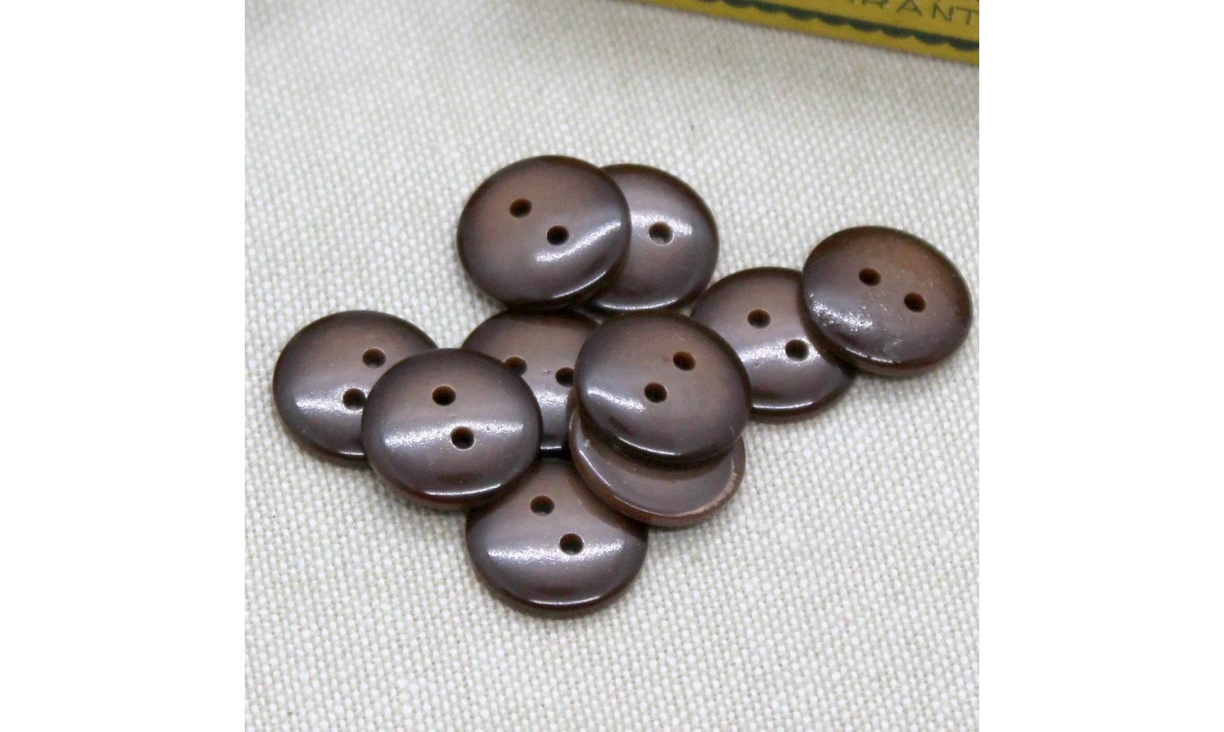 10 Boutons / 14MM / Brun