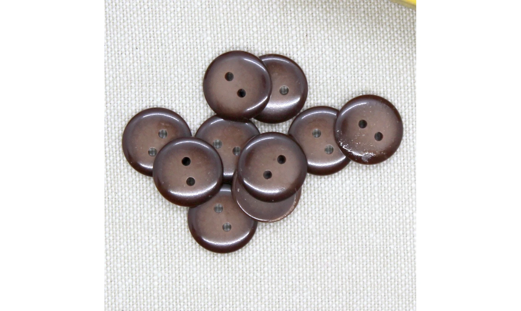 10 Boutons / 14MM / Brun
