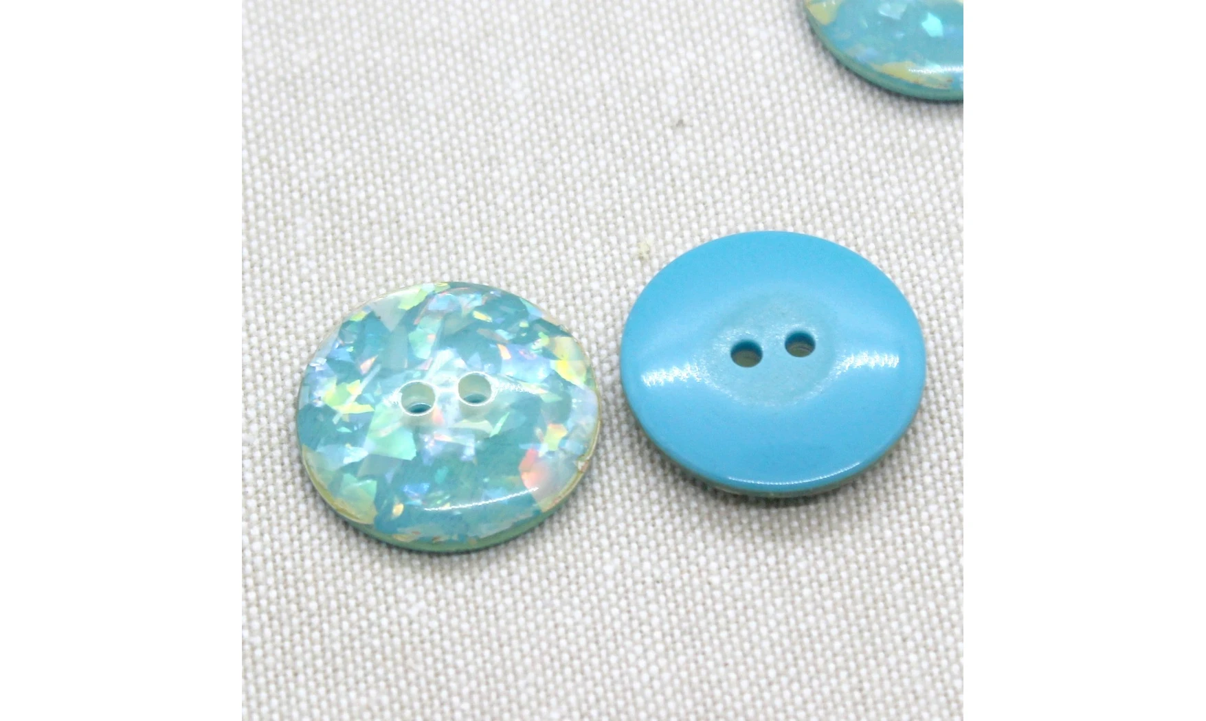 Vintage Button 071E