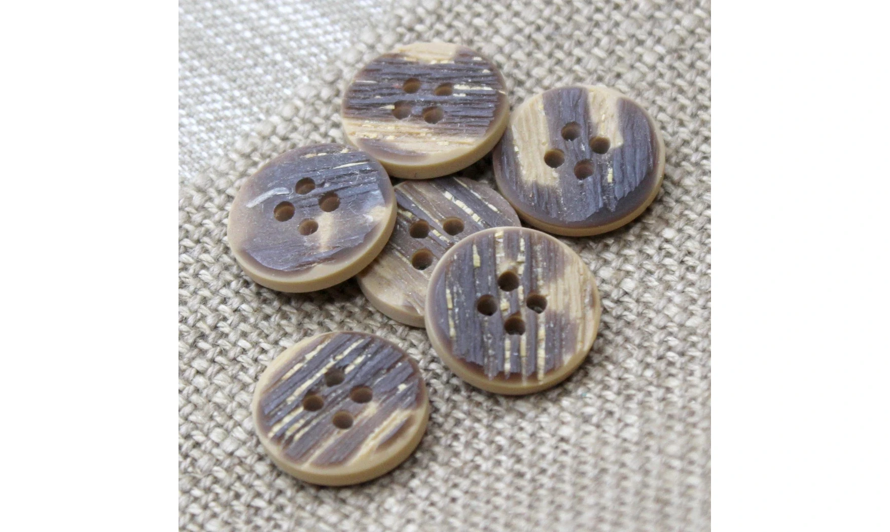 Vintage Button 073E