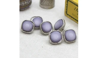 6 boutons / 13MM / Violet "Carré"