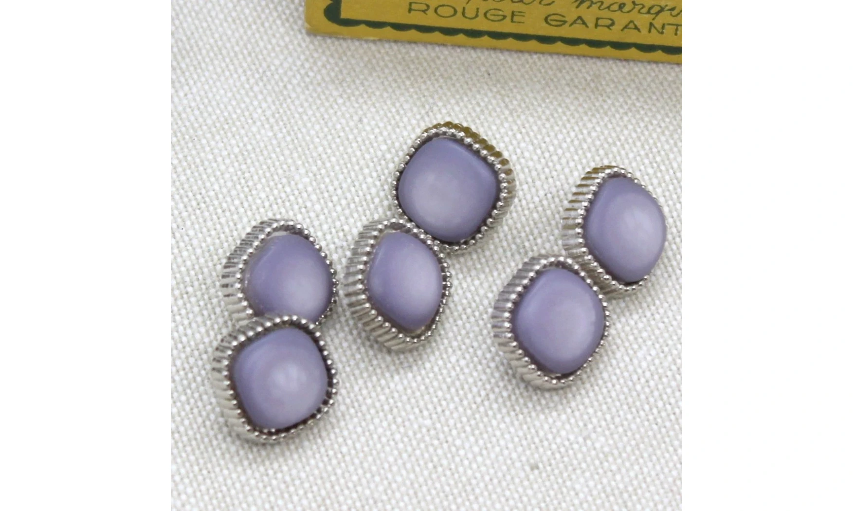 6 boutons / 13MM / Violet "Carré"