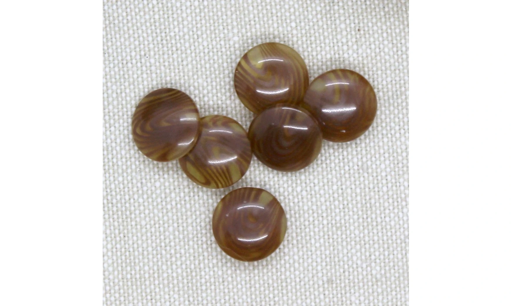 6 boutons / 12MM / Brun très plat