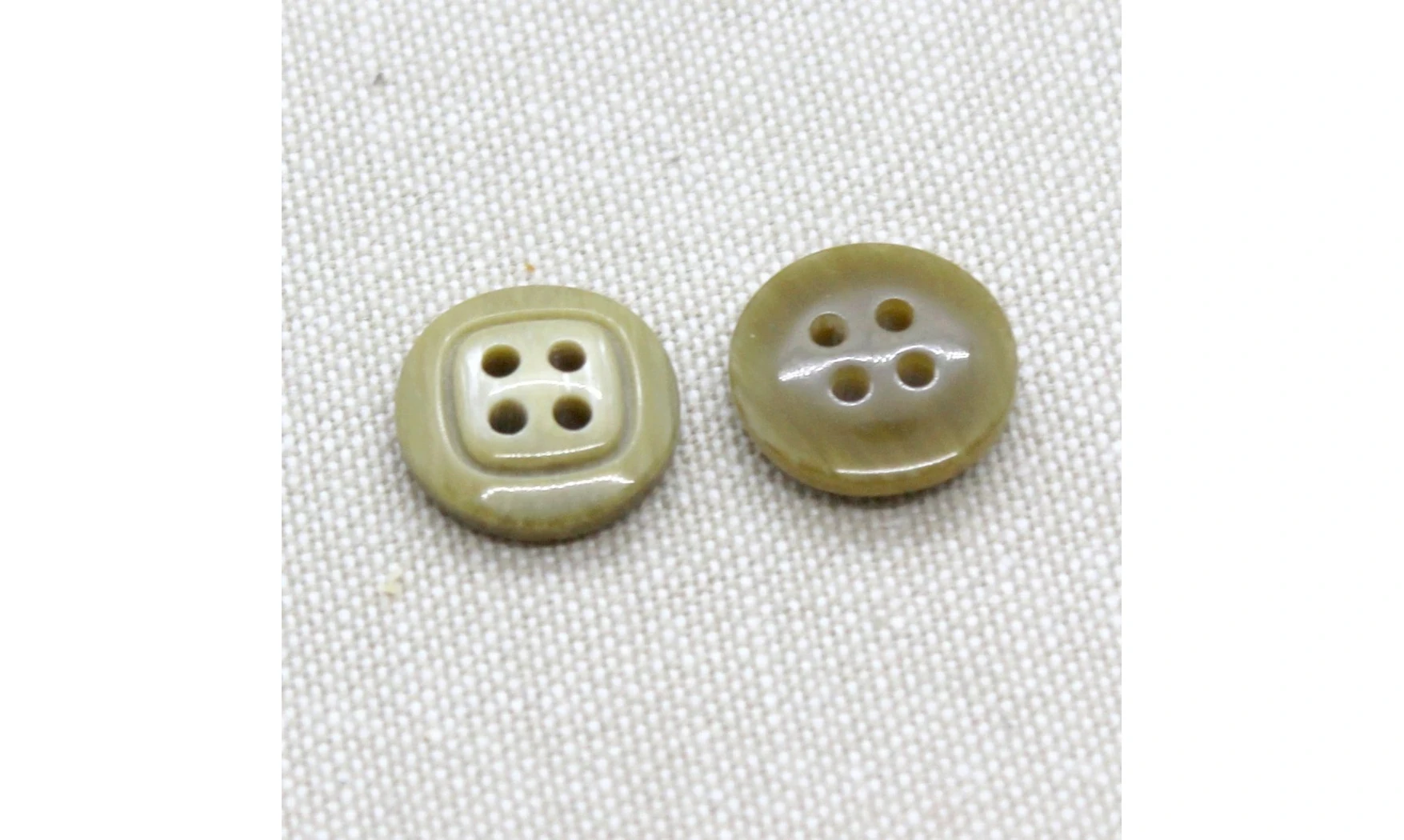 6 boutons / 15MM / Vert