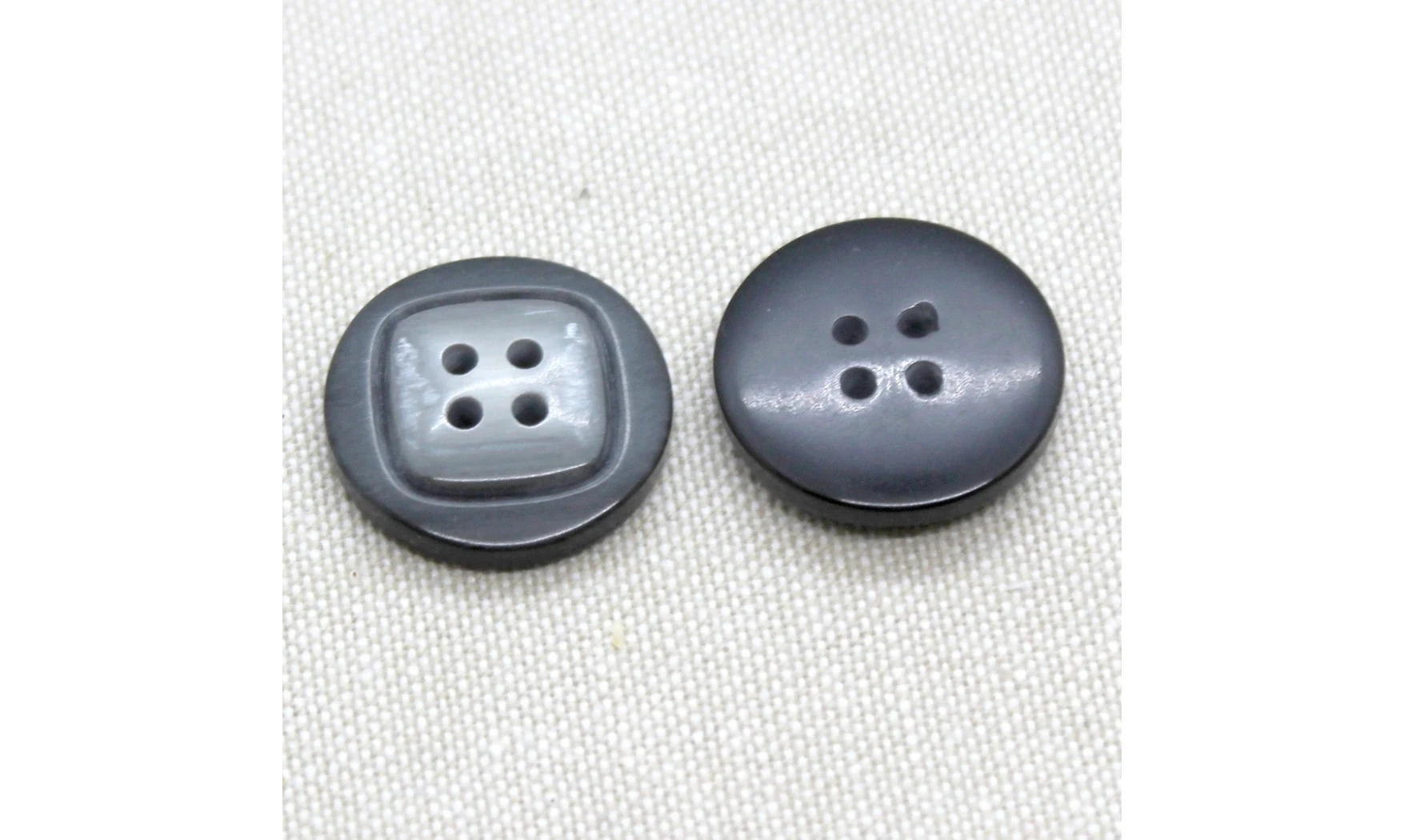 6 boutons / 22MM / Gris