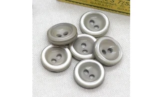 6 boutons / 22MM / Gris taupe
