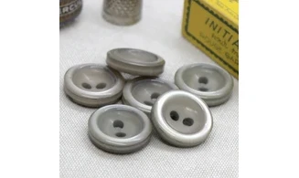 6 boutons / 22MM / Gris taupe
