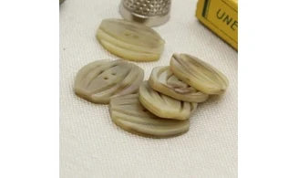 6 Boutons / 20MM / Ovoide, brun