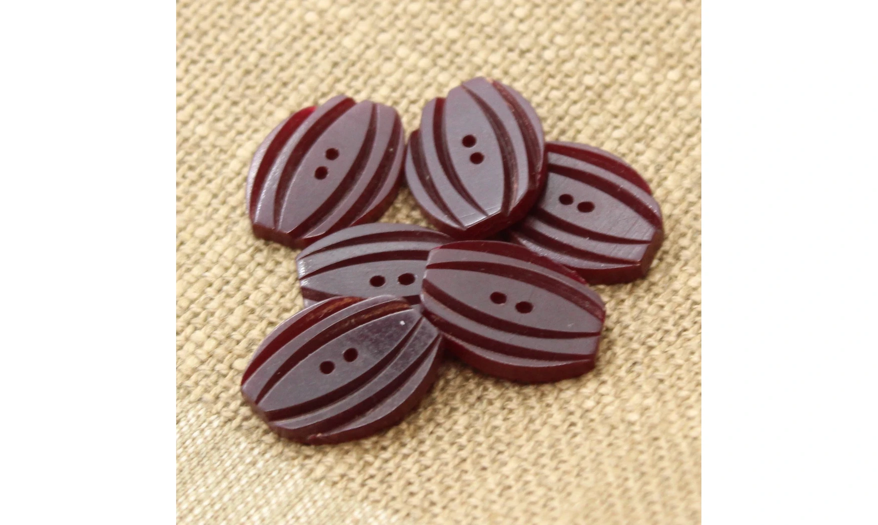 6 Boutons / 20MM / Ovoide, brun rouge