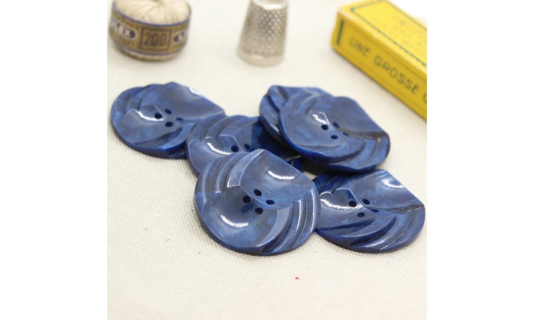 6 Boutons / 35MM / Bleu marbré
