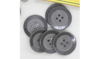 6 Boutons / 39MM / Marron