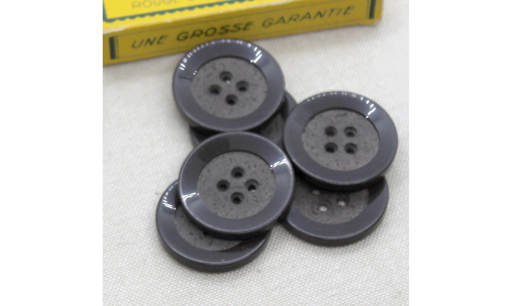 6 Boutons / 30MM / marron