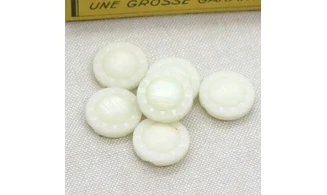 6 Boutons / 18MM / Fleur Crème