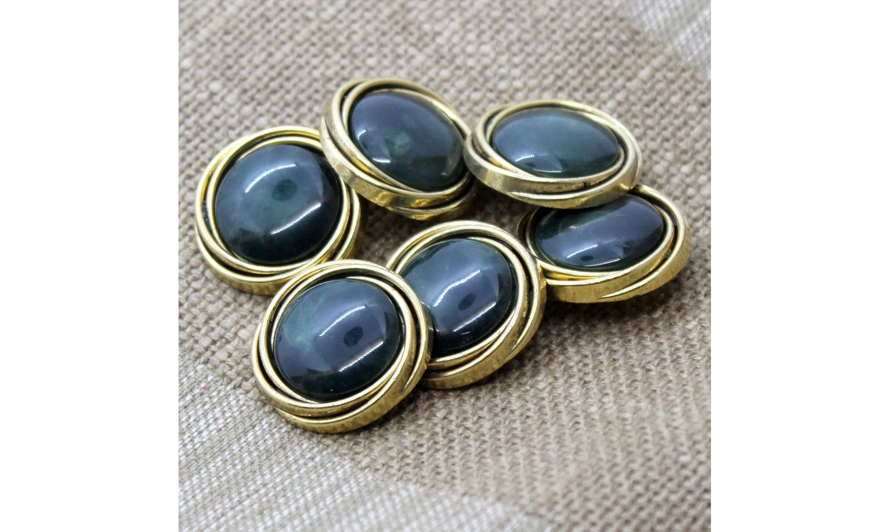 6 Boutons / 26MM / Cabochon Vert - Or