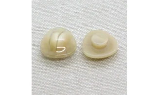 6 Boutons / 16MM / Triangle Beige nuancé