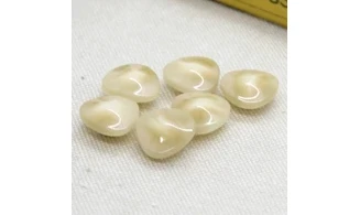 6 Boutons / 14MM / Triangle Beige nuancé