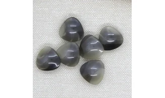 6 Boutons / 14MM / Triangle Gris nuancé