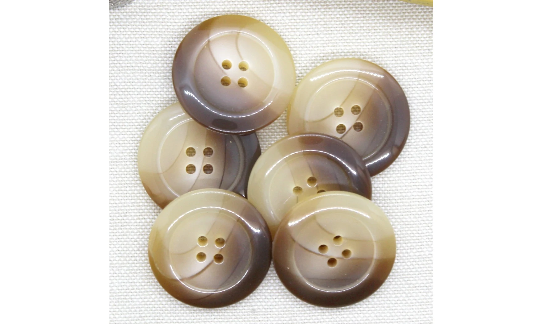 6 boutons / 28MM / Brun dégradé